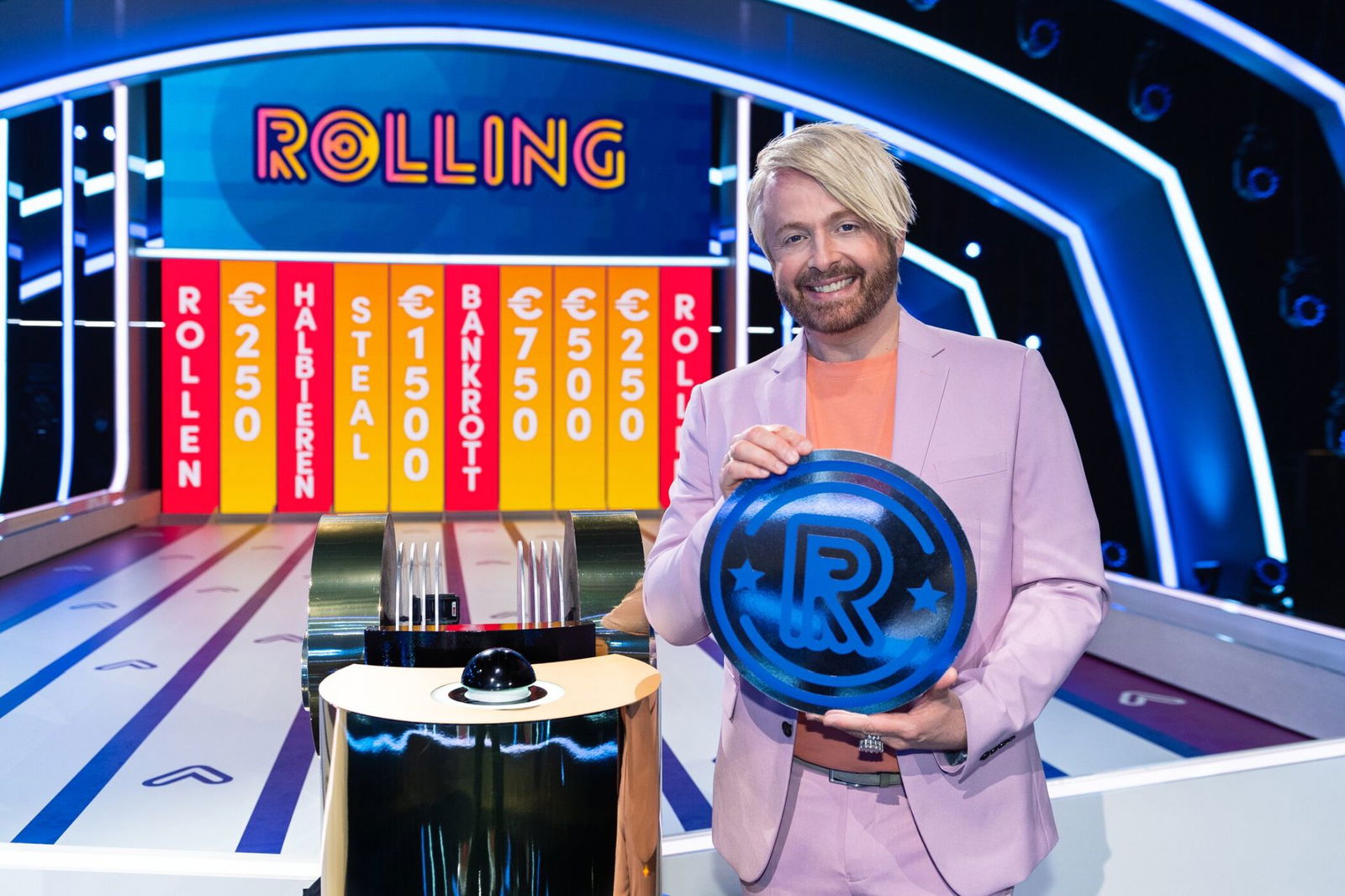 Rolling - Das Quiz mit der Münze, Ross Antony
