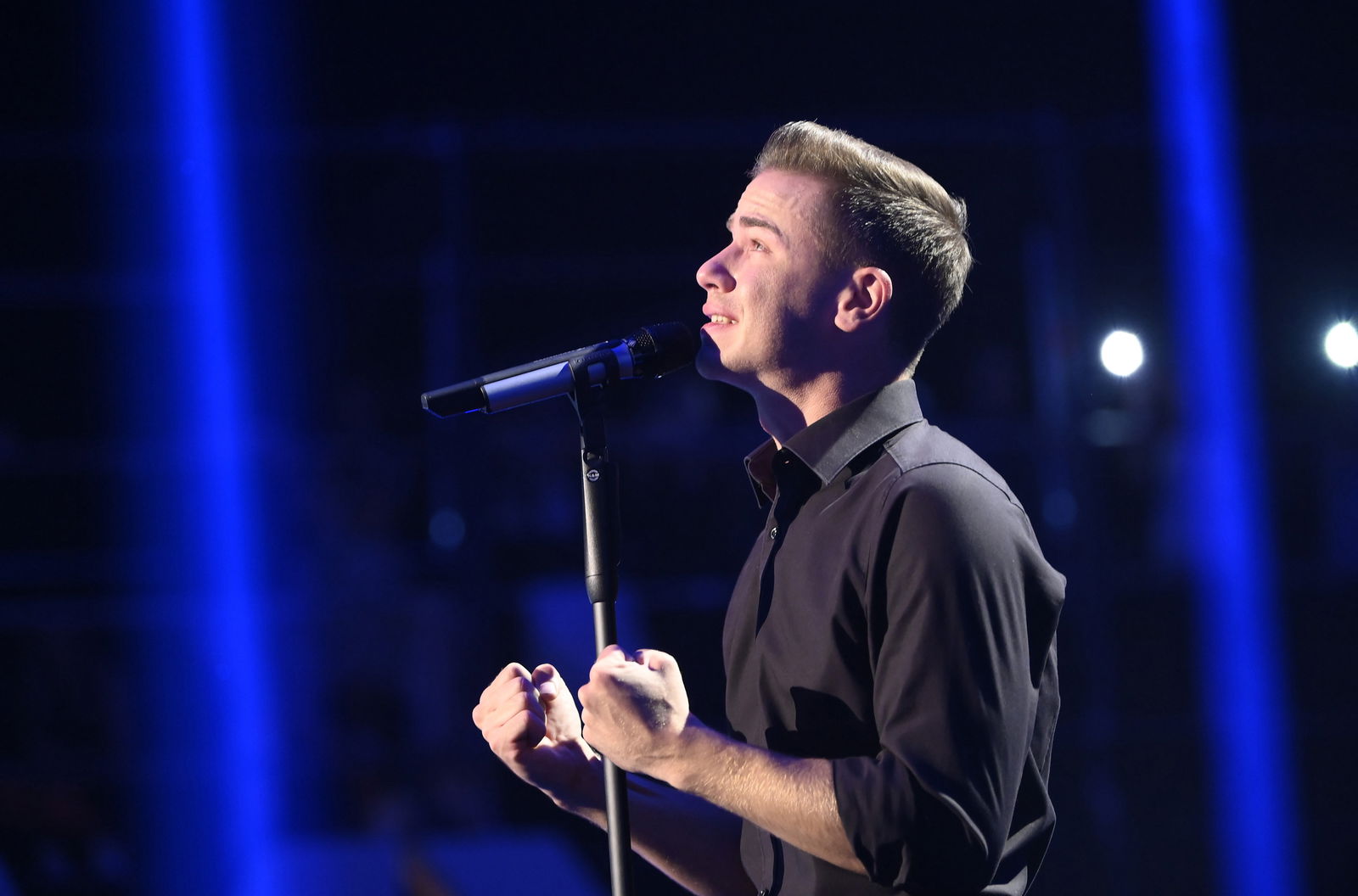 Eric Philippi singt den ganz persönlichen, emotionalen Titel "Las Vegas"