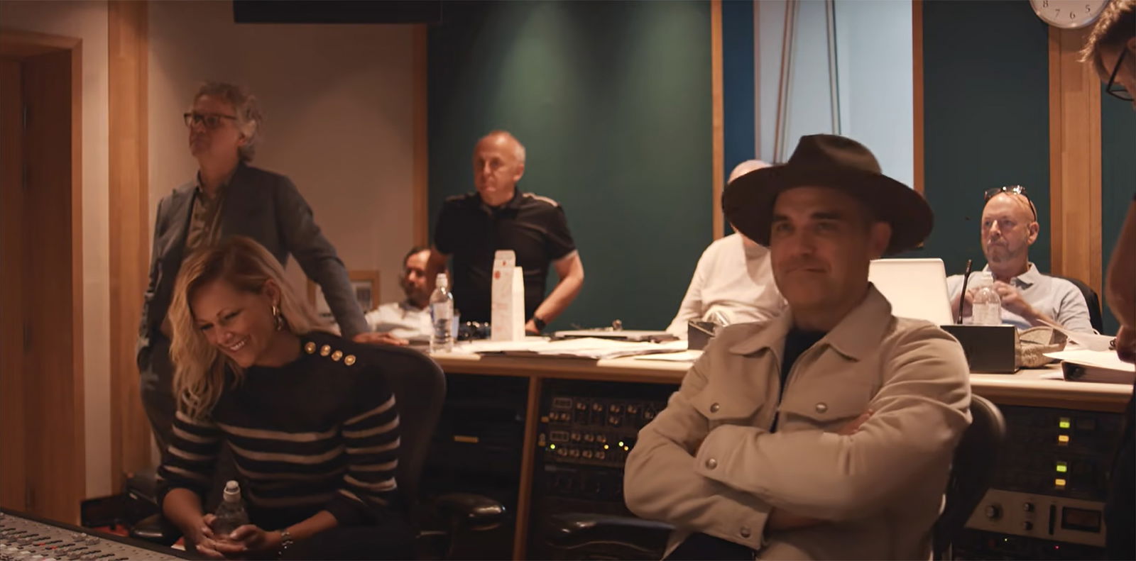 Helene Fischer & Robbie Williams im Musivideo zu "Santa Baby" (2019)