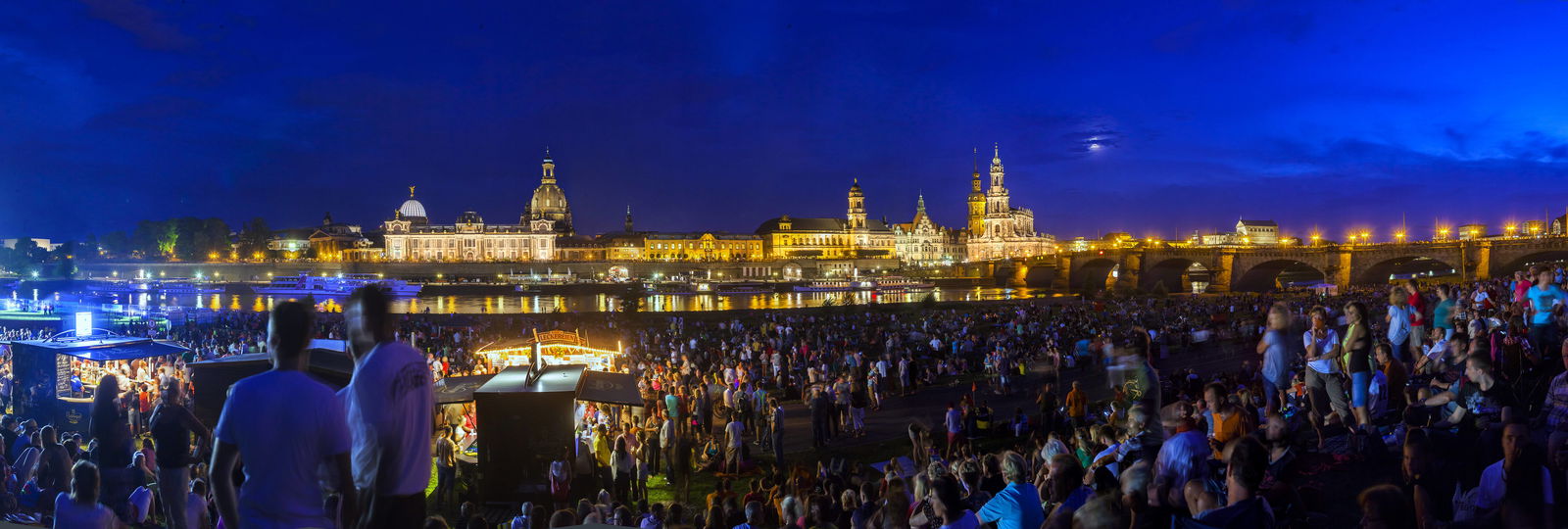 Elbwiesen zum Roland Kaiser Konzert in Dresden