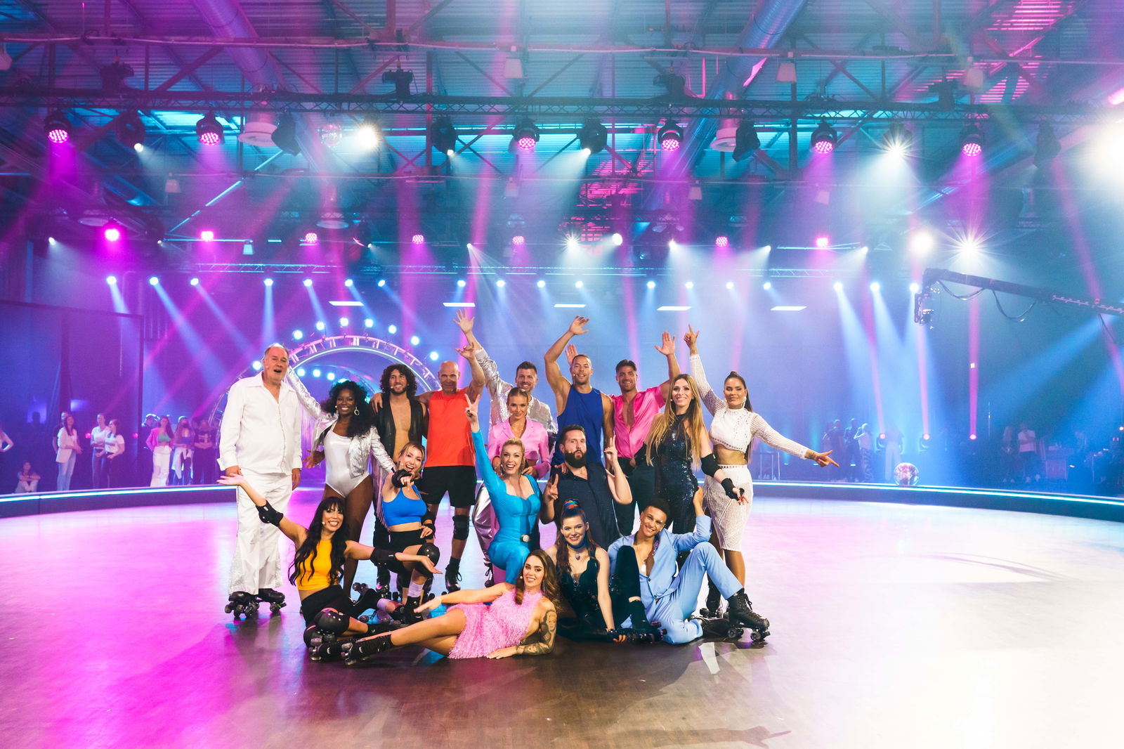 Der Cast von "Skate Fever - Stars auf Rollschuhen 2022"