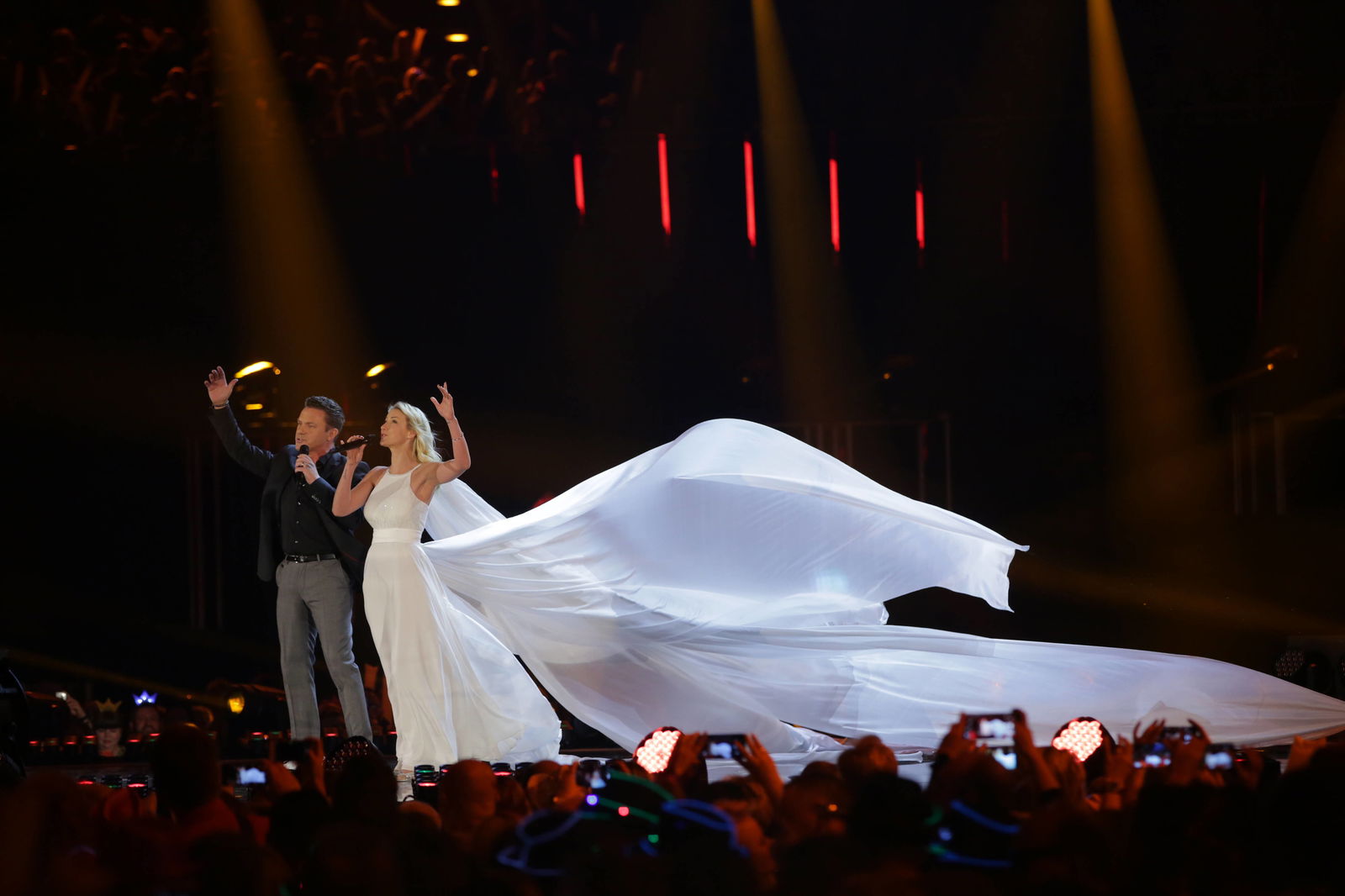 Anna-Carina Woitschack und Stefan Mross bei "Schlager Champions - Das Fest der Besten" mit Florian Silbereisen am 11.01.20