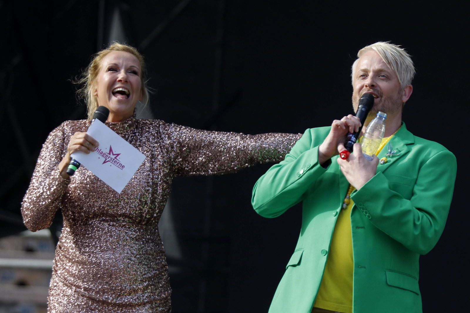 Schlagersterne Mallorca 2023:  Andrea Kiewel und Ross Antony