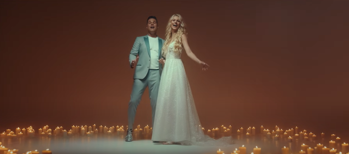 Pia Sophie & Eloy de Jong im Musikvideo zu "1000 Kerzen"