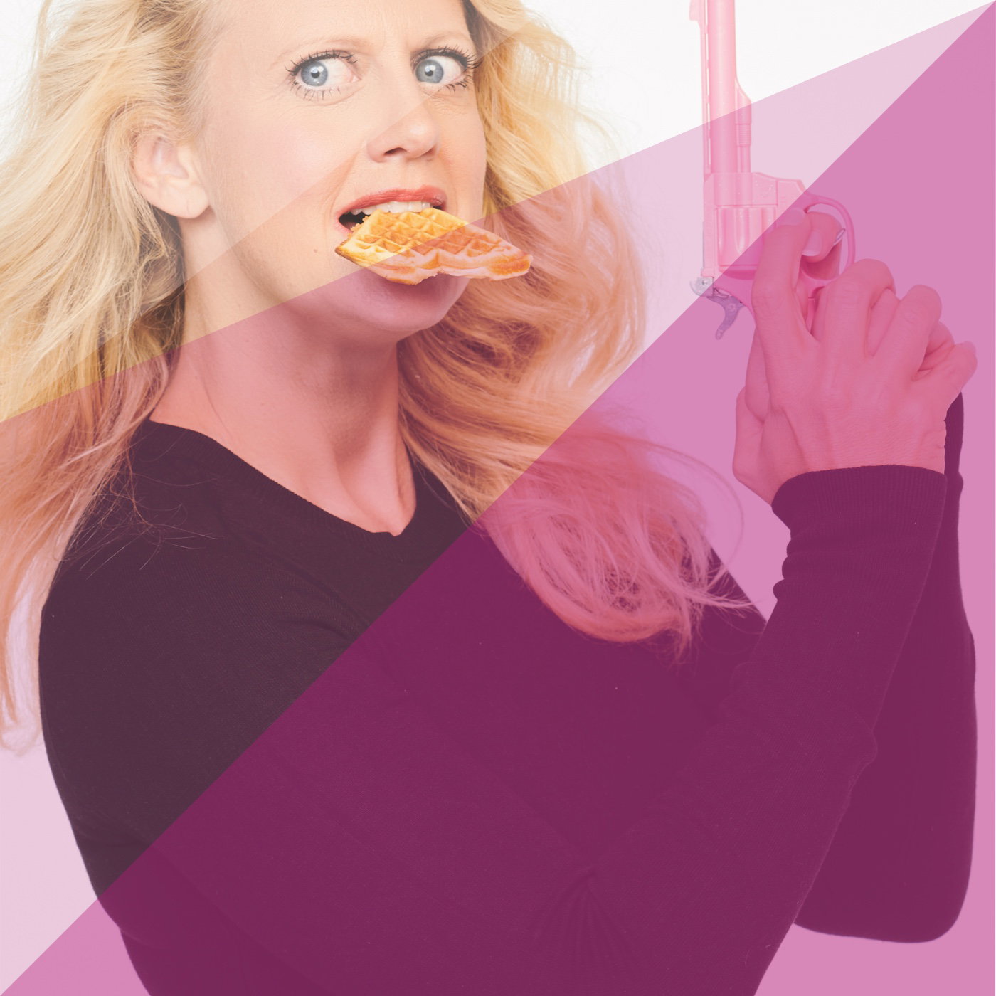 Mit den Waffeln einer Frau