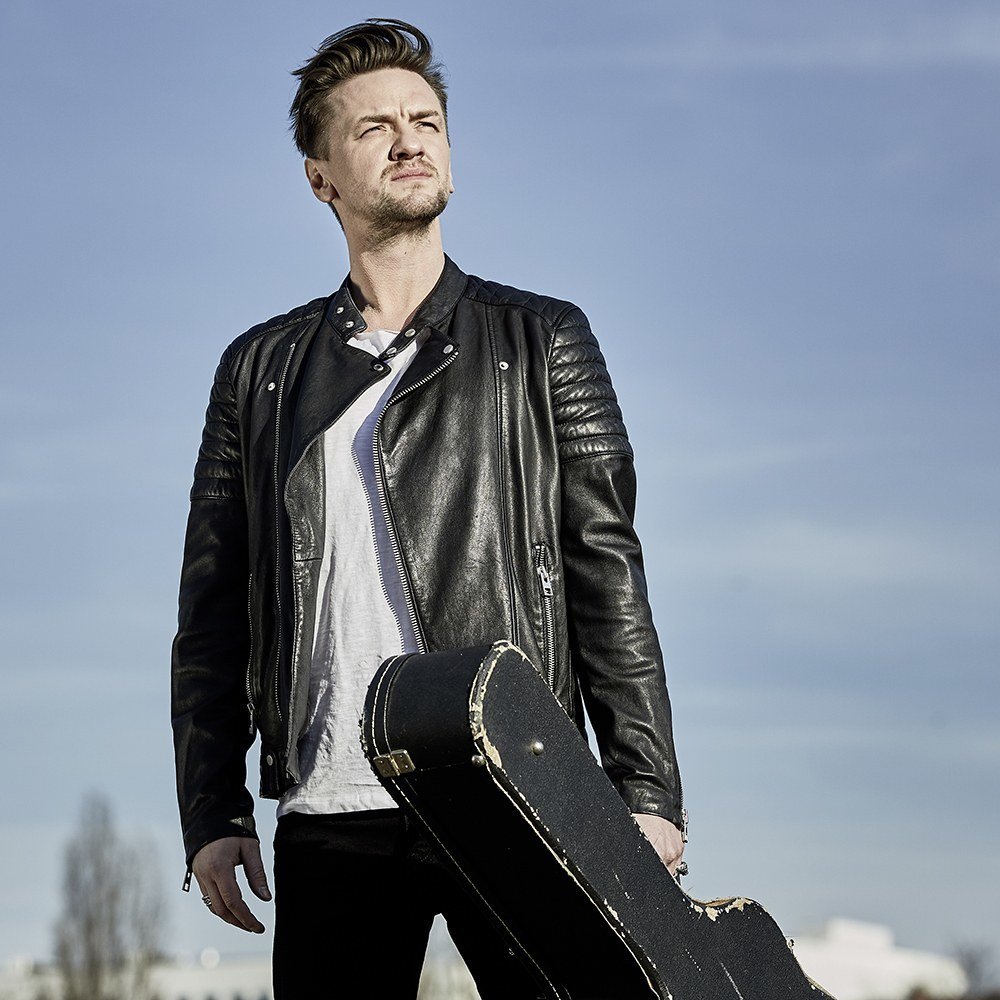 Ben Zucker 1000x1000