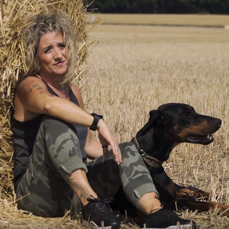 Daniela Alfinito 800x800