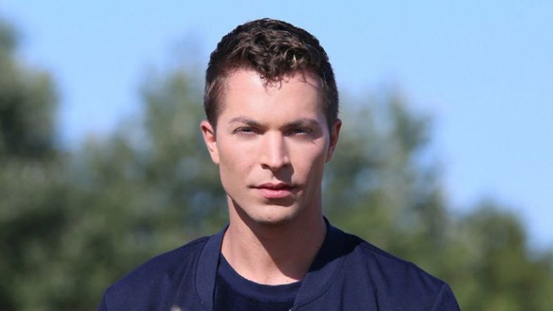 Julian David 800x450