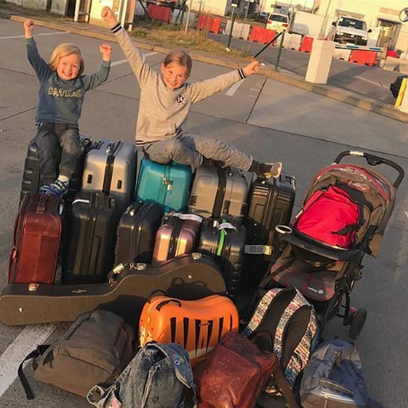 Angelo Kelly & Family 800x800