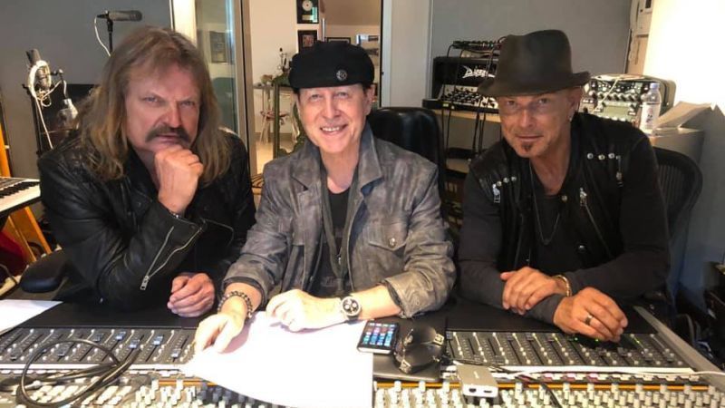 Leslie Mandoki 800x450