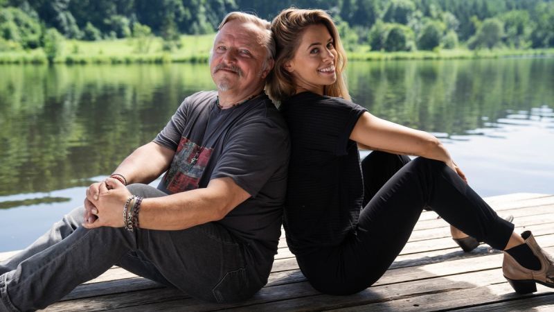 Axel Prahl & Vanessa Mai 800x450